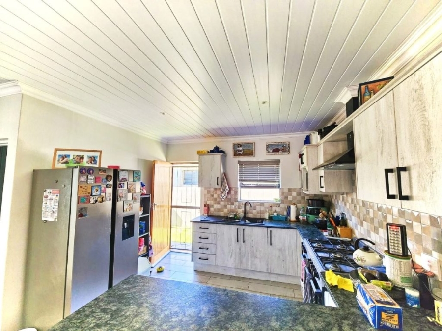 2 Bedroom Property for Sale in Dana Bay Western Cape